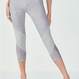 FABLETICS Power Hold 7/8 Athletic Leggings High Waist Lavender Floral Lace Small